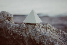 Load image into Gallery viewer, Mugwort Dream Bomb