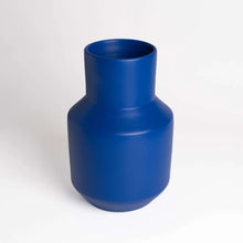 Load image into Gallery viewer, Sado Vase