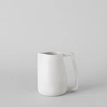 Load image into Gallery viewer, White Novah Pitchers