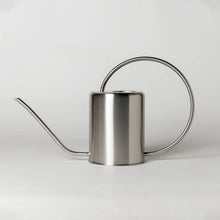 Load image into Gallery viewer, Metal Watering Can