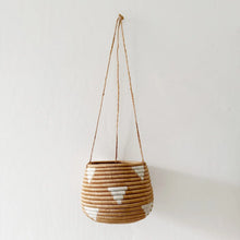 Load image into Gallery viewer, Hanging Ihema Planter