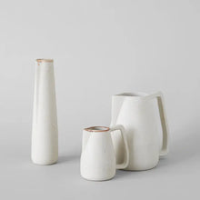 Load image into Gallery viewer, White Novah Pitchers