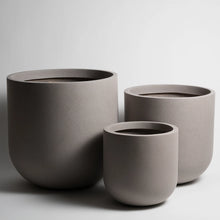 Load image into Gallery viewer, The Wythe Planter