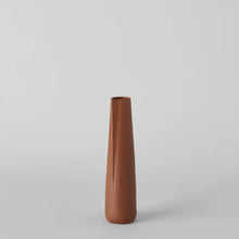 Load image into Gallery viewer, Brown Novah Pitchers