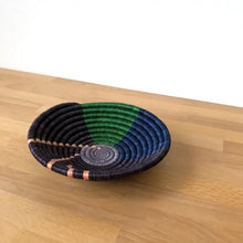 Load image into Gallery viewer, Bugumya Small Bowl