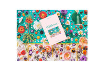 Load image into Gallery viewer, Wallflower 1500pc Puzzle