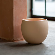 Load image into Gallery viewer, The Calyer Planter