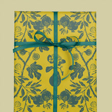 Load image into Gallery viewer, Recyclable Gift Wrap
