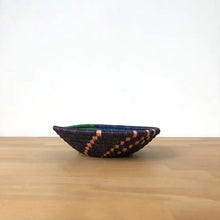 Load image into Gallery viewer, Bugumya Small Bowl

