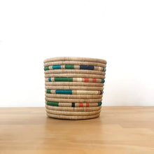 Load image into Gallery viewer, Butembo Basket Planter
