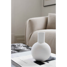Load image into Gallery viewer, Pico Vase
