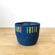 Load image into Gallery viewer, Shembe Basket Planter

